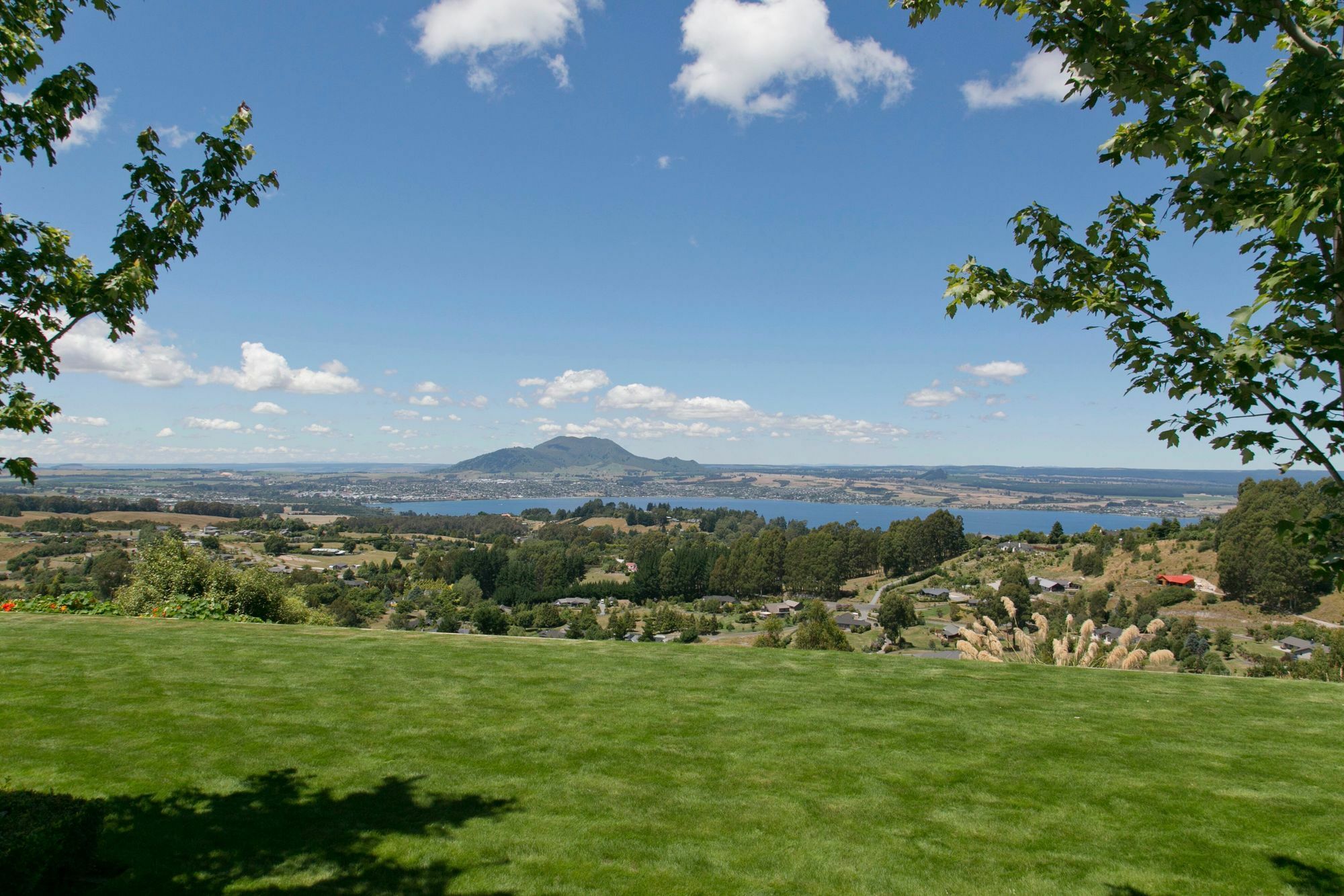 The Lakeview House Lago Lago Taupo Exterior foto